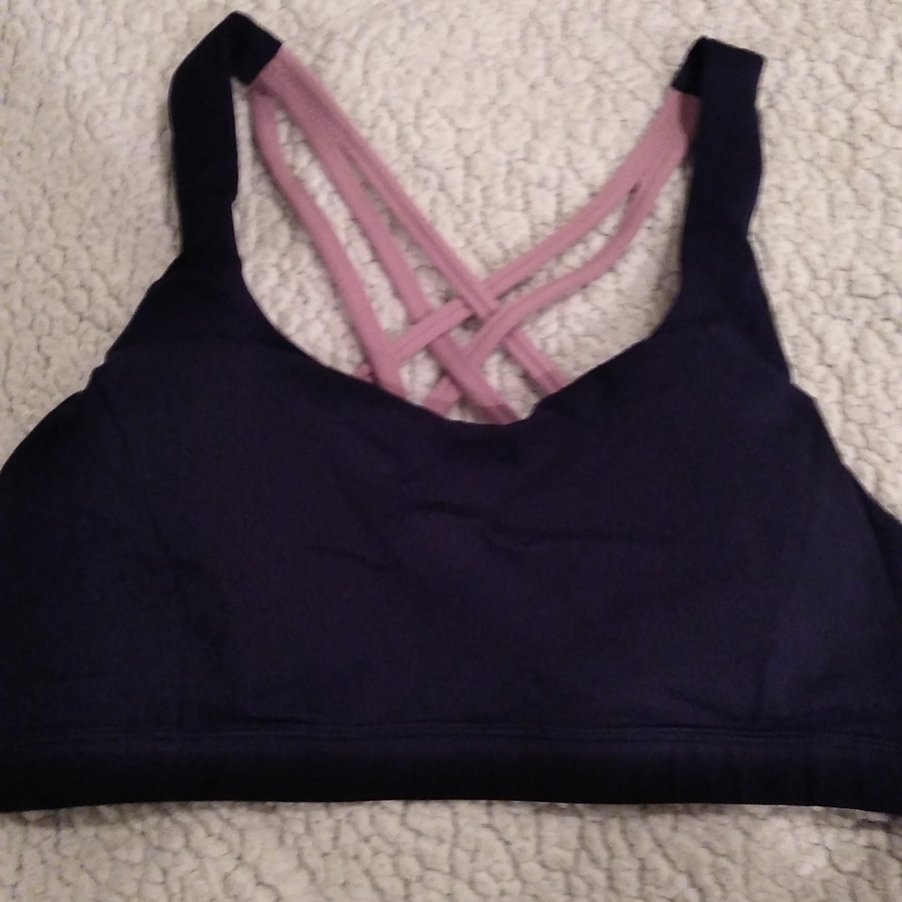 Lululemon NWOT Sports Bra SZ 8